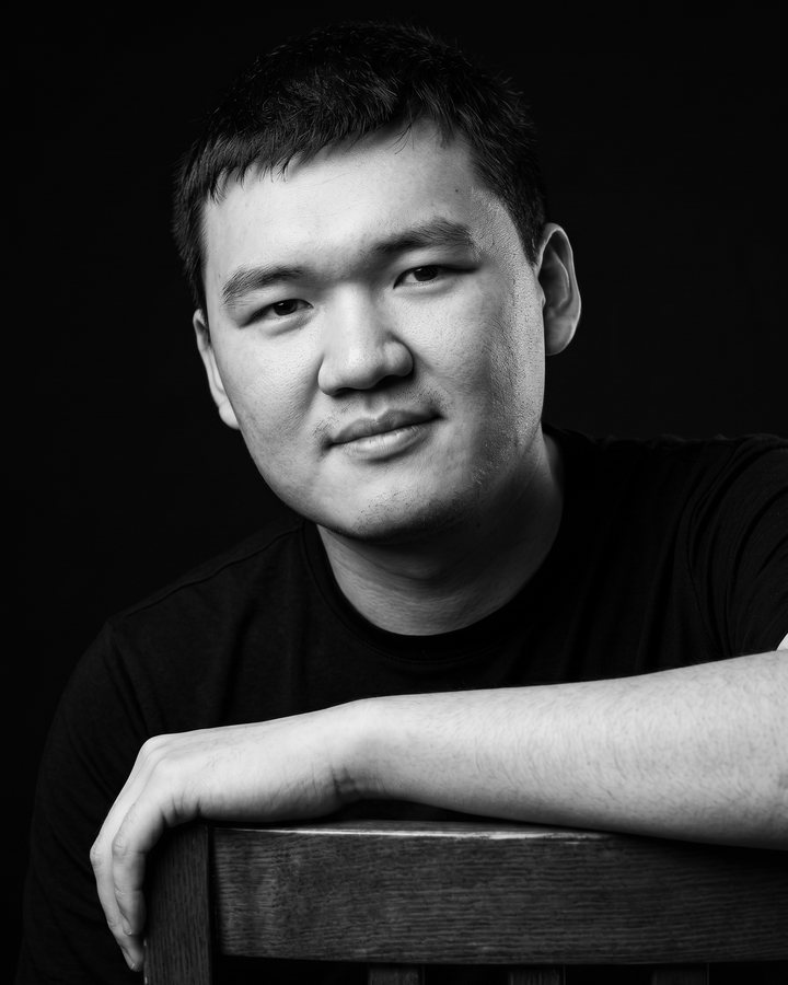 Kaiwen Zou